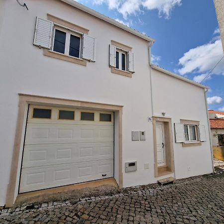 Chez Gilbert-Alojamento Local Alqueidão da Serra Zewnętrze zdjęcie